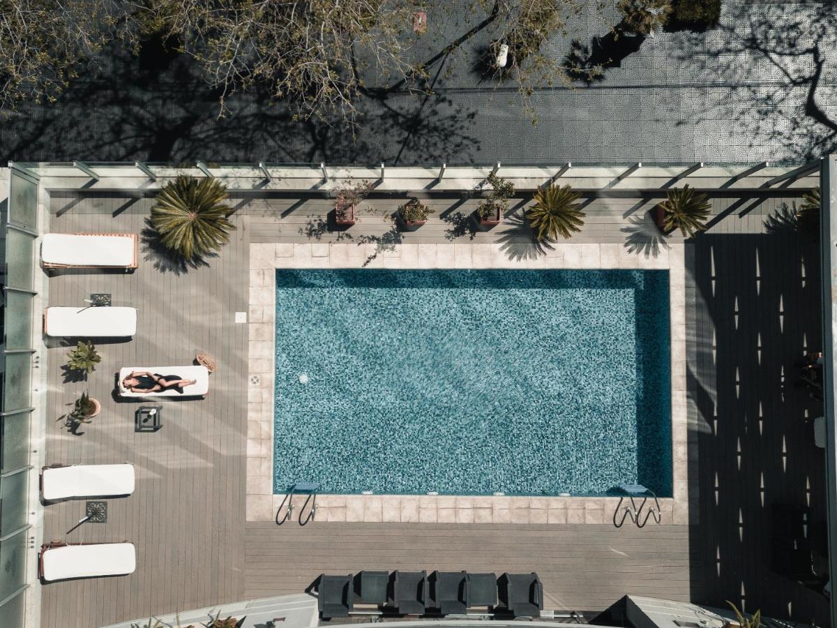 Diplomatichotel Mendoza Zewnętrze zdjęcie The pool at the hotel