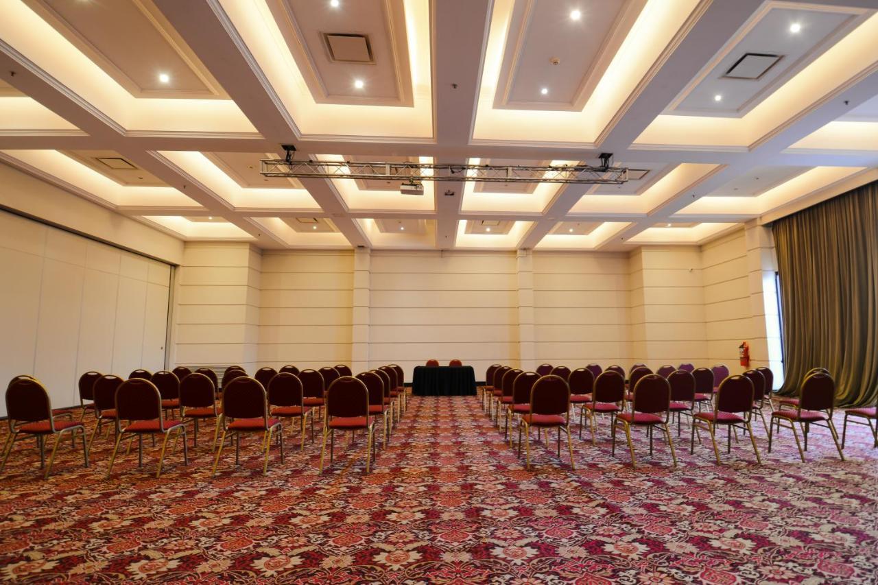 Diplomatichotel Mendoza Zewnętrze zdjęcie The ballroom