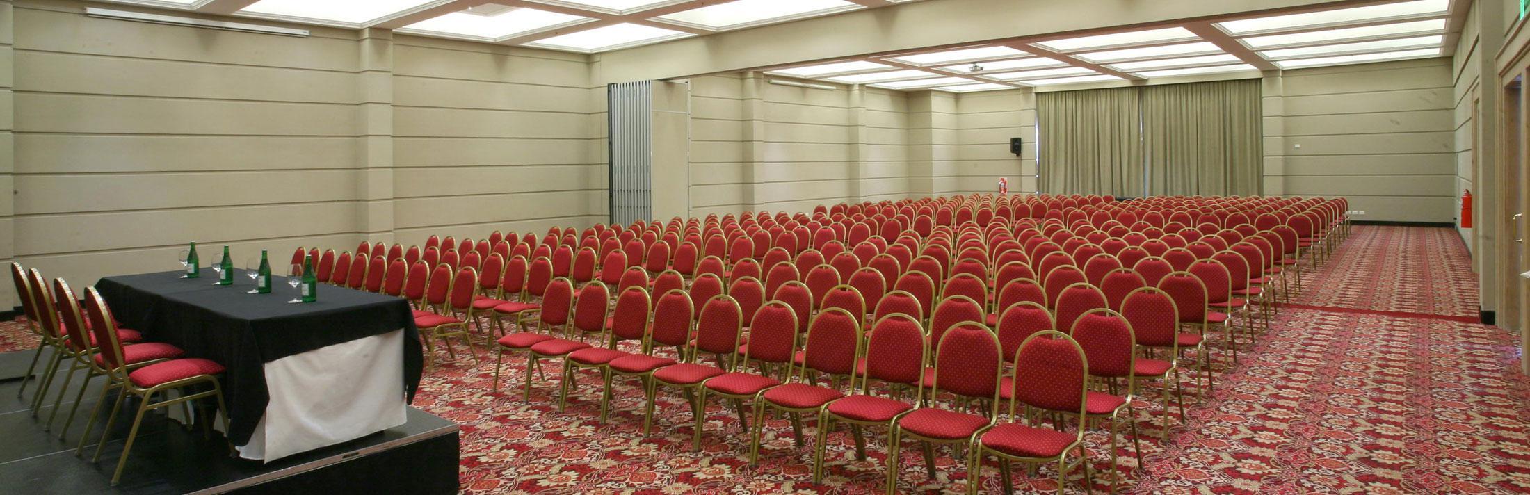 Diplomatichotel Mendoza Zewnętrze zdjęcie A conference room
