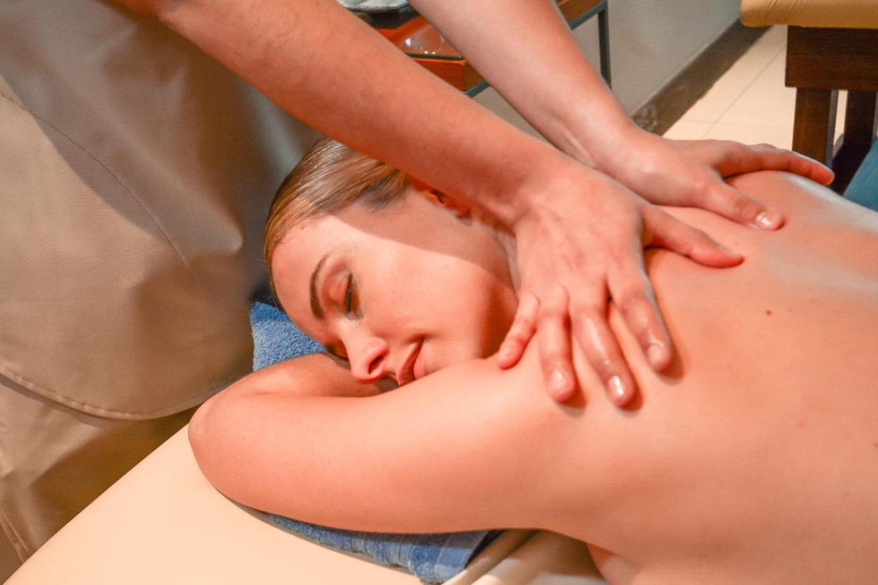 Diplomatichotel Mendoza Zewnętrze zdjęcie Massage
